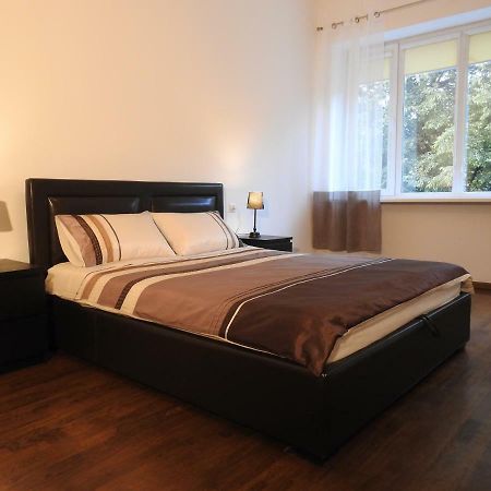 Laisves Aleja Apartment Каунас Екстериор снимка